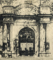 Beaucaire, caractéristiques des arènes