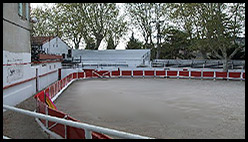 <span style="color:#008000;"><i>Lire et relire :</i></span><br><br>Le drame des arènes de Fourques